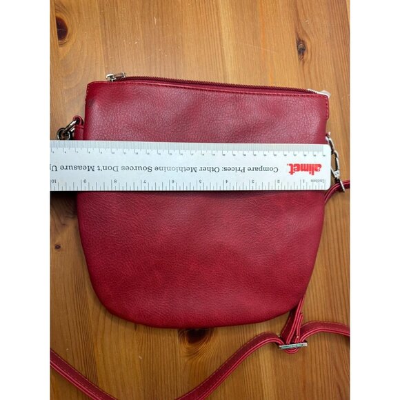 S-Q Vegan Leather Crossbody/Shoulder Bag Purse in Red With Zipper closures - Picture 9 of 9